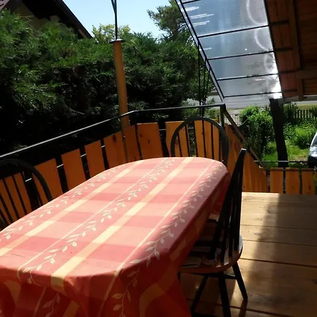 B In Strandnaehe Mit Terrasse Und Grill شقة Balatonföldvár